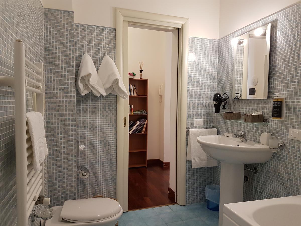 Ferienwohnung Bed & Parking Palermo Exterior foto