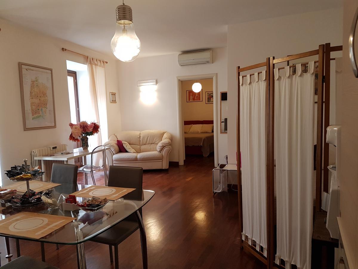 Ferienwohnung Bed & Parking Palermo Exterior foto