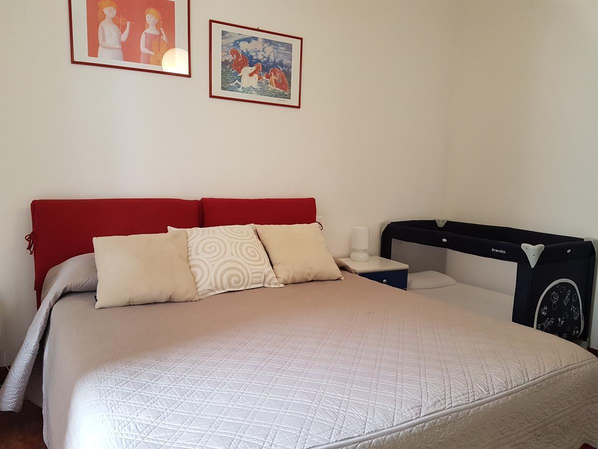 Ferienwohnung Bed & Parking Palermo Exterior foto