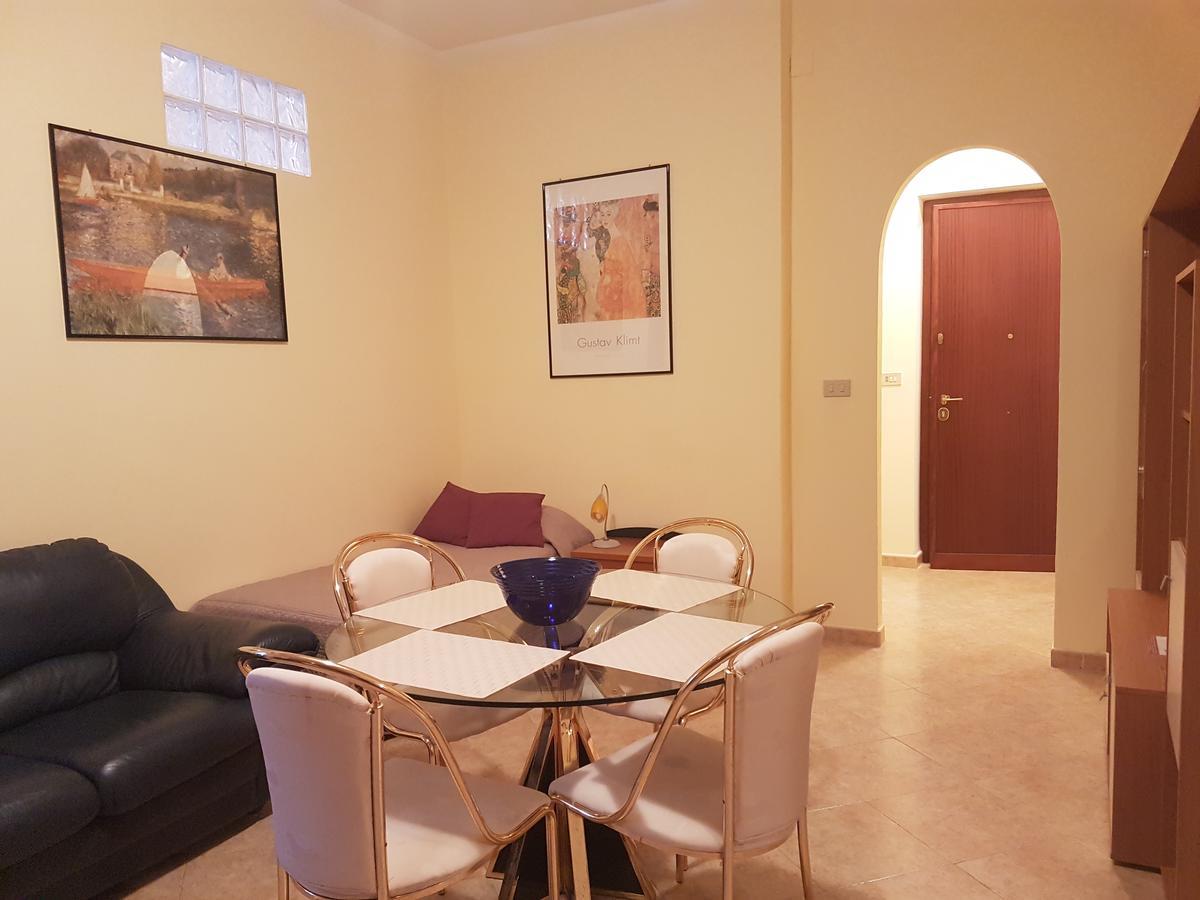 Ferienwohnung Bed & Parking Palermo Exterior foto